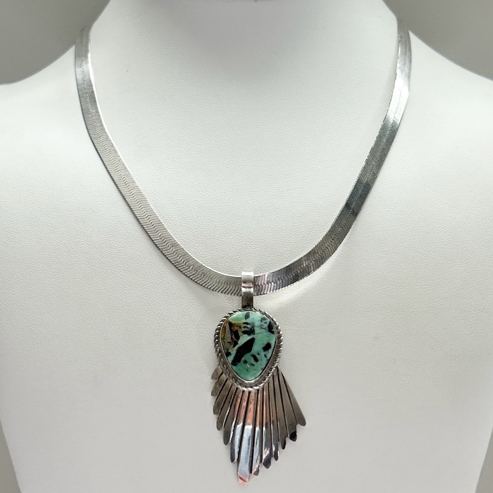 Stunning Vintage Southwestern Turquoise Sterling Silver Necklace - Picture 4 of 9